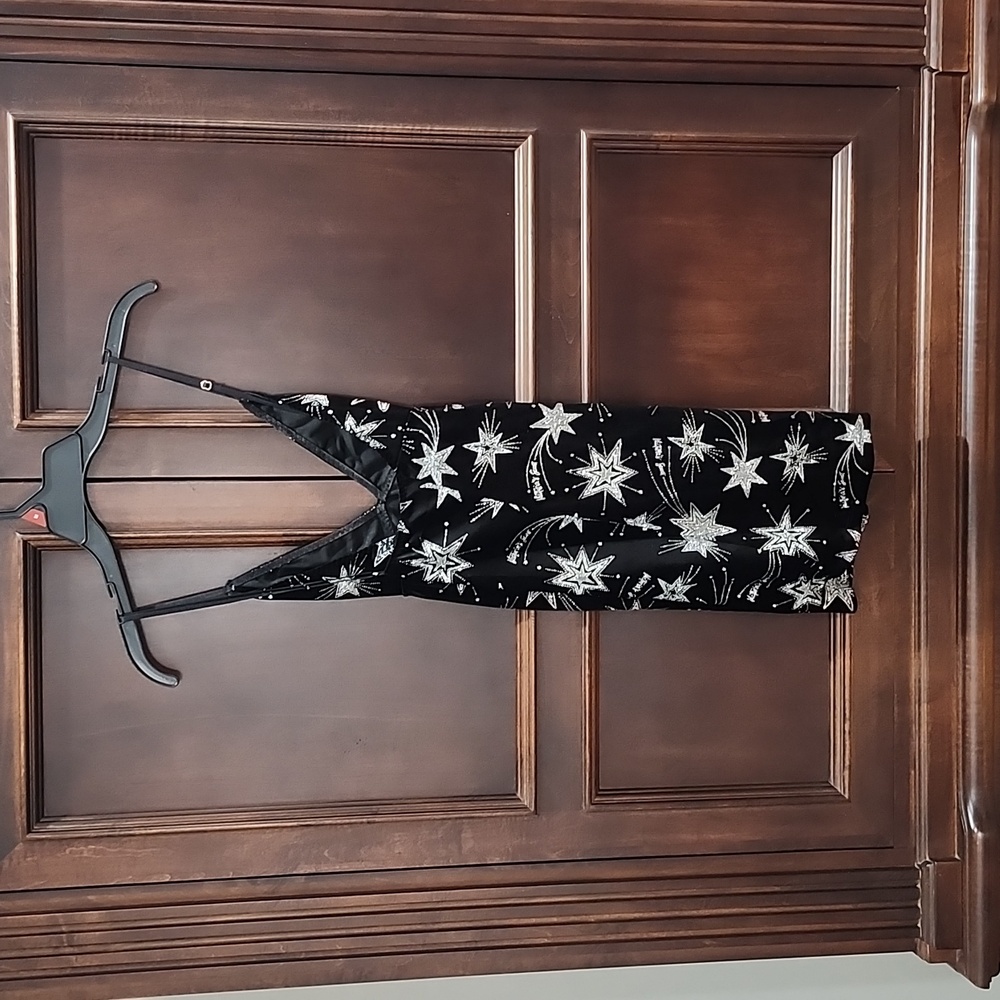 Victoria Secret Intimate Wear - Picture 5 of 7